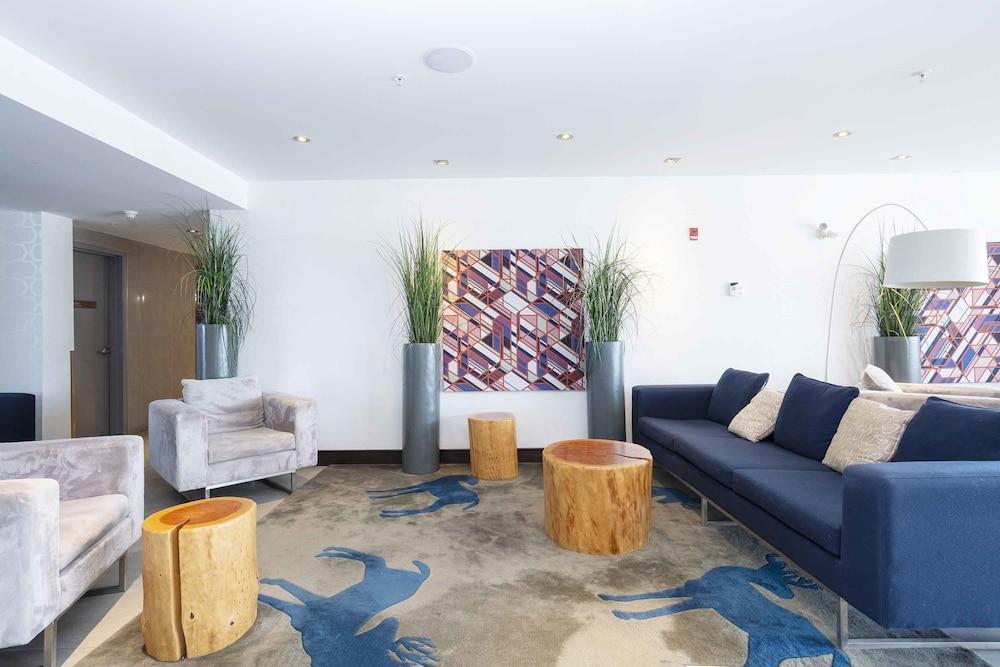 Sandman Signature Prince George Hotel Экстерьер фото