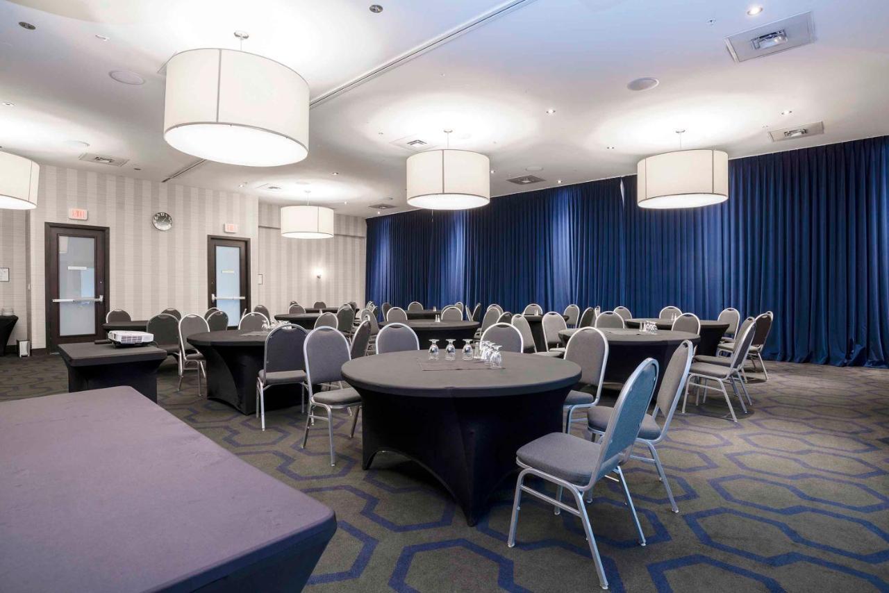 Sandman Signature Prince George Hotel Экстерьер фото
