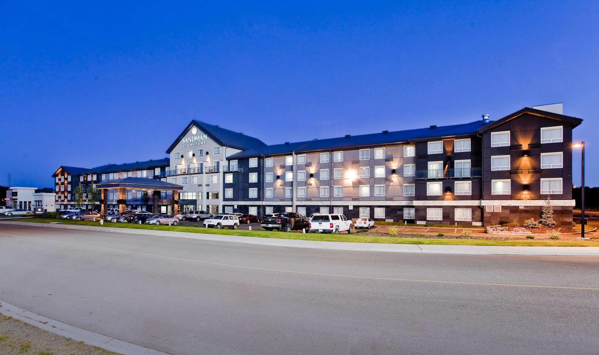 Sandman Signature Prince George Hotel Экстерьер фото