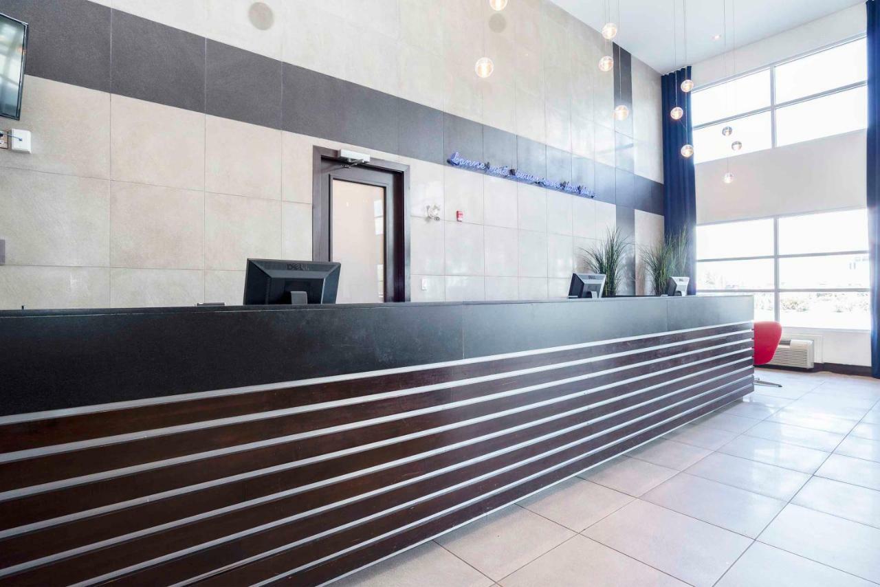 Sandman Signature Prince George Hotel Экстерьер фото