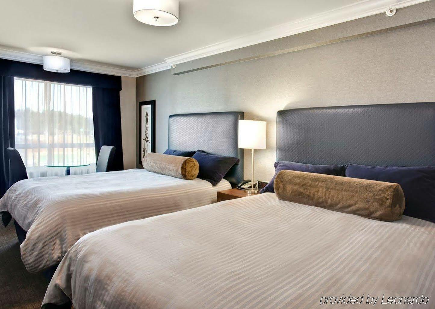 Sandman Signature Prince George Hotel Экстерьер фото